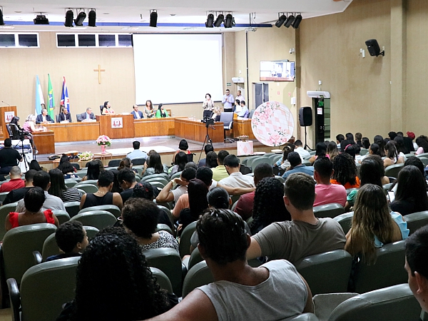 Presidente da FSJB é palestrante convidada da Câmara Municipal de Aracruz em evento de homenagem ao Dia Internacional da Mulher