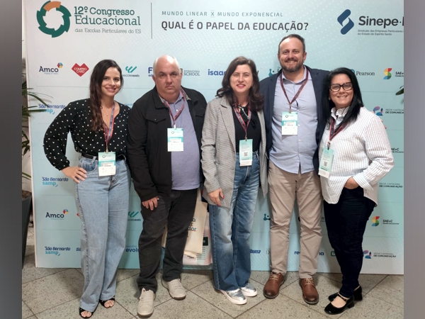 Equipe multiprofissional da FSJB e suas mantidas: FAACZ e CEA. Fotos: Divulgação